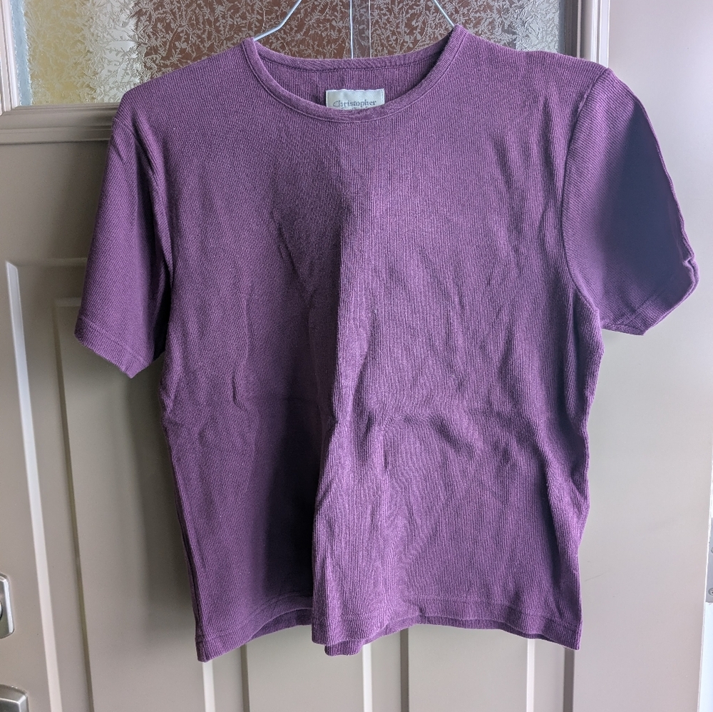 💜3/$15 5/$20 7/$25💜Womens Sz Lg Short Sleeved Shirt